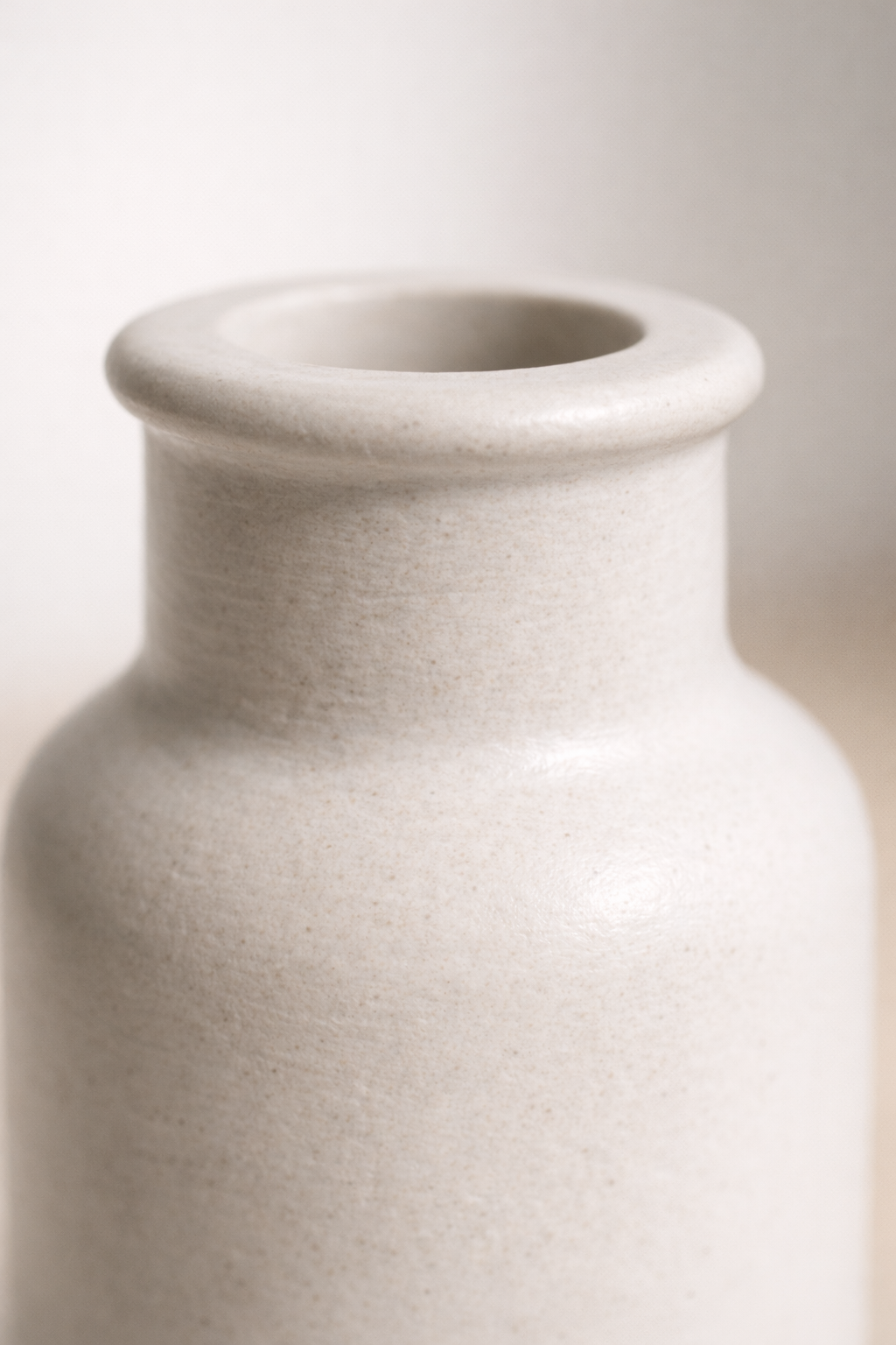 Smooth Series – Vase – Compact