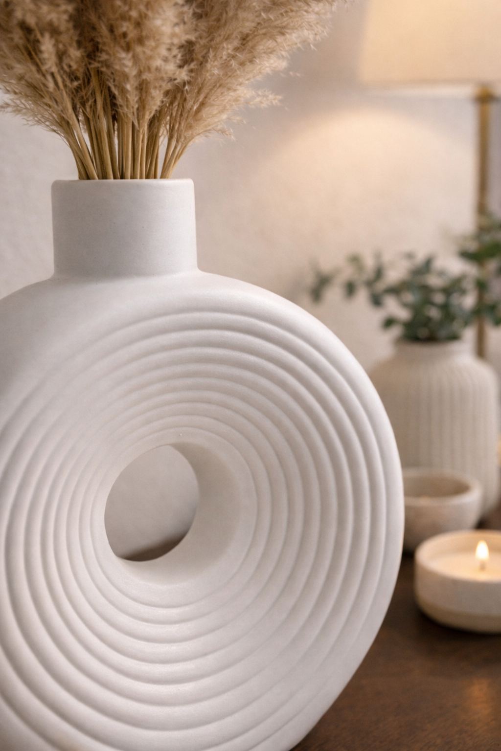 Ribbed Series – Vase – Sculptural